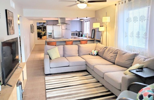 Southwest Village House | Pet friendly Spa Paved w/Backyard Old Town Scottsdale