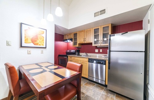 North Mountain Apartment | Phoenix Loft sleeps 6
