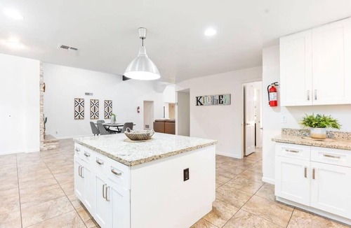 Trails North House | Pickleball Sport Court, Pool, Hot Tub & Pool Table