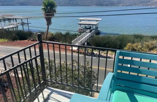 Clearlake Cabin | Picturesque lake and mountain view from 3-bedroom, 2 story home