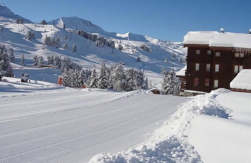 Belle Plagne Apartment | Pierre De Soleil - Ski in/out, next to ski school, shops/restaurants -free wifi