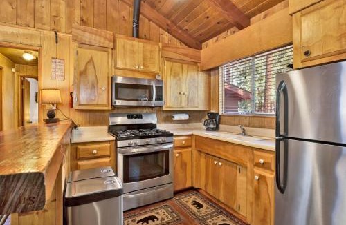 Big Bear Lake House | Pine cone cottage #2191