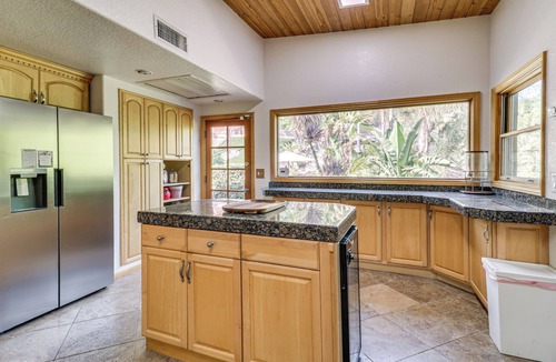 Agua Dulce House | Play, Swim & Unwind: Luxe Los Angeles Oasis!