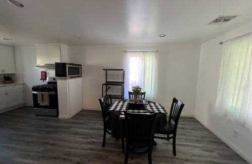 Del Aire House | Pleasant & Peaceful 2Bd2bath in Del Aire not far from the Beaches & LAX