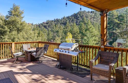 Pine Mountain Club House | PMC Mountainside Cabin: Hit the Trails, Play Pool!