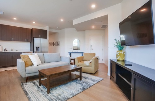 Point Loma Heights Condo | Point Loma Executive Loft 110 - 1 Bedroom - 1 Bathroom premier rental