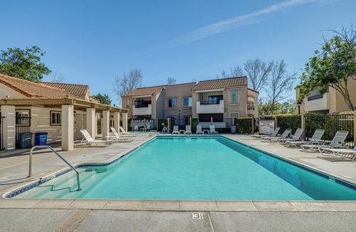 Mira Mesa Condo | Pool Access + Balcony: Updated Condo Near UCSD!