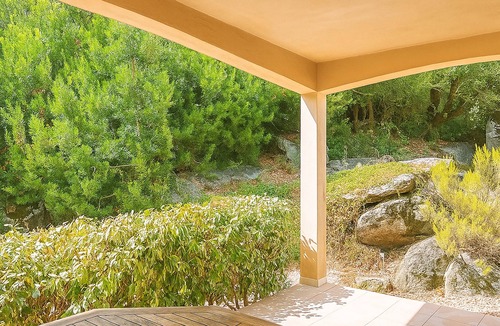 Arca House | Porto-Vecchio, quiet F3 with 2 bathrooms/WC, large garden, air conditioning, Wifi
