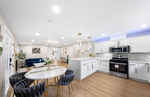 Poway House | Poway 4BR 2BA Exotic Home | Near Safari Park