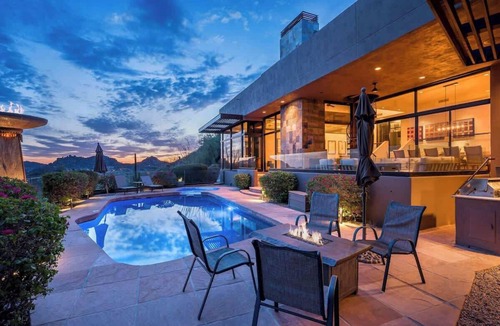 Pinnacle Peak House | Practice, Play, and Stay at Saguaro Point