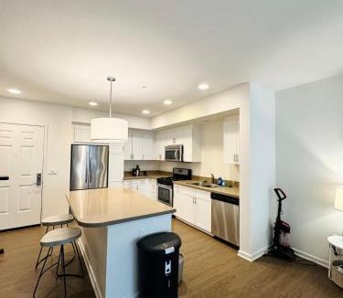 Tustin Apartment | Premium 1BR Near Irvine - Prime Location