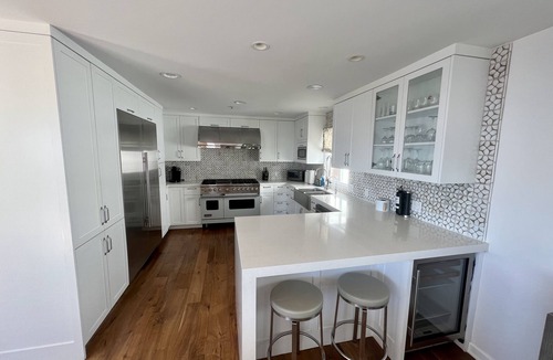 Gas Lamp Section House | Prime Manhattan Beach Location~Blocks to Beach~Panoramic View~Fabulous Home