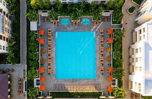 Tustin Apartment | Prime Studio Retreat Near Irvine with Pool & Gym