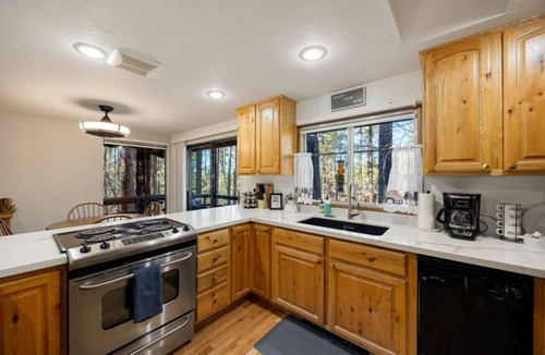 Prescott House | Private - Amidst The Forest