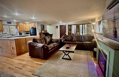 Prescott House | Private - Amidst The Forest