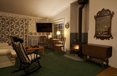 Julian Cottage | Private Cottage “Wild Rose”