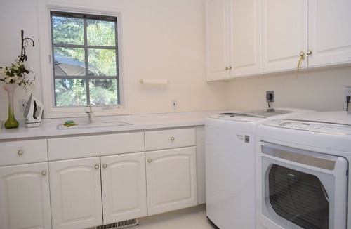Los Gatos Villa | Private Entry Room with Patio in a Villa- upscale area