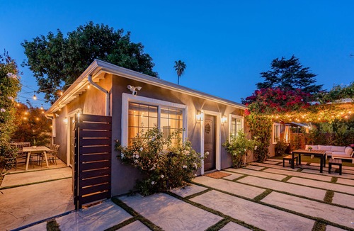 Downtown Los Angeles House | Private Escape House Near Downtown With Hot Tub