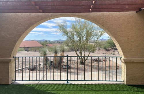 Wickenburg House | Private Getaway with 360 Views & Pool! Pens for Horses too!