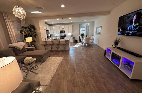 Apache Junction House | Private heated pool! 3 bed 2 bath home next to the Superstition Mountains!