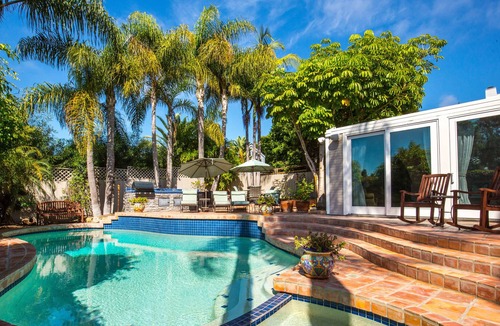 Del Mar Heights House | Private Pool, Spa, Outdoor Kitchen, 5 minutes to Village, Track, & Torrey Pines!