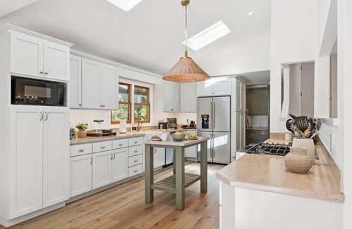 Santa Rosa House | Private Wine Country Retreat Near Sonoma and Napa with Hot Tub on 2 Acres
