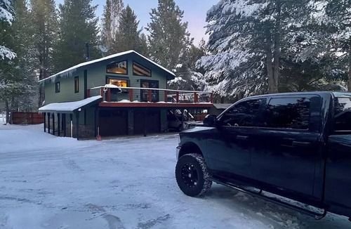 Truckee House | Prosser Dam Paradise