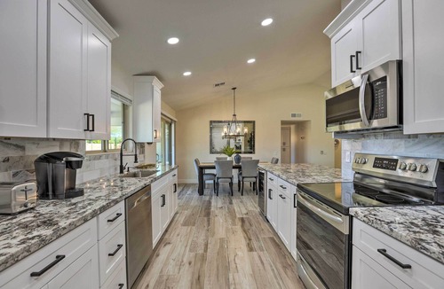 Sun City West House | Putting Green, Grill: Home in Sun City West!