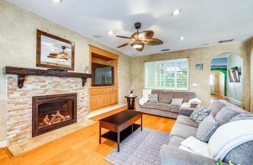 Modesto House | Quiet Modesto Retreat w/Patio Near Mall & Dining