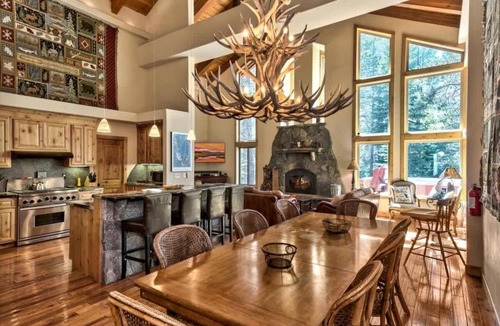 Truckee House | Ramshorn Basecamp: Golf Course, Hot Tub, Arcade