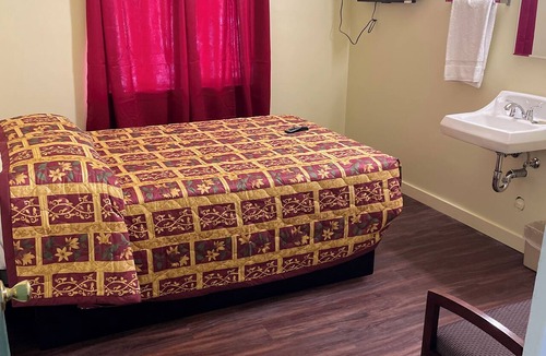 Huntington Park Hostel | Randolph Hotel