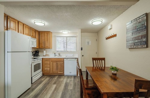 Bijou Park Condo | Rare Beach Front Condo in South Lake Tahoe