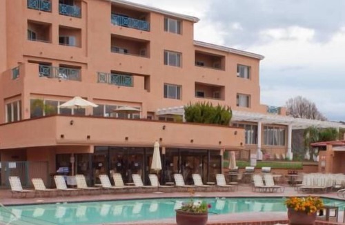 Avila Beach Resort | Relax and Recharge! Full Kitchen, Pool, Free Parking, Near Avila Beach Pier