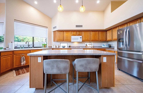 Fox Crossing House | Relaxing 4BR House w/Pool Near Golf Club & Lake