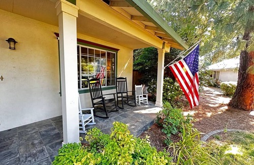 Chico House | Relaxing Pool, Close to Bidwell Park ,Spacious Home, Family Friendly