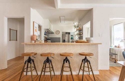Carlson Park House | Renovated Home I Walk to Downtown | Patio
