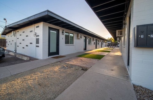 Riverside Apartment | Renovated Studio - Mill, ASU, Tempe Town