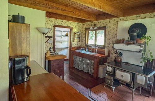 Willits House | Rent a Private Park and Wildlife Preserve