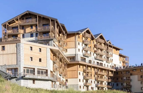 Les Menuires Apartment | Residence Club MMV Le Coeur des Loges* - 4 Rooms 8 People