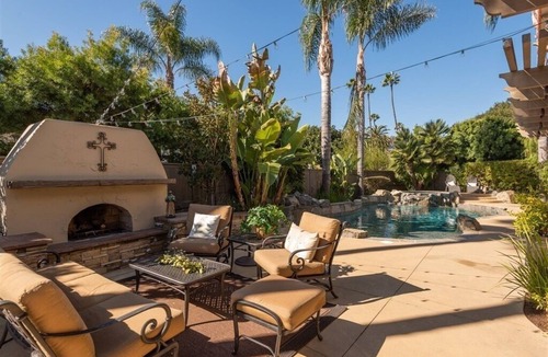 Rancho Santa Fe House | Resort style living near the beach in Rancho Santa Fe!