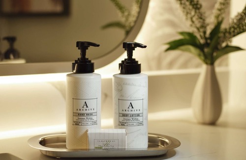 Los Angeles Hotel | Revamped Guest Rooms! | Fitness Center, Airport Shuttle, Pool
