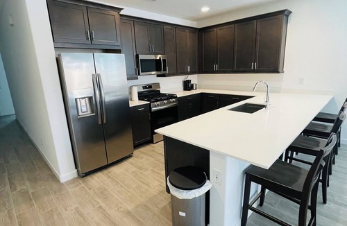 Stratford Estates House | Ridge MAIN— Arizona Athletic Grounds ONLY 8–14 Min Drive!