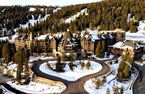Truckee Hotel | Ritz Carlton Club Resort Lake Tahoe, Truckee