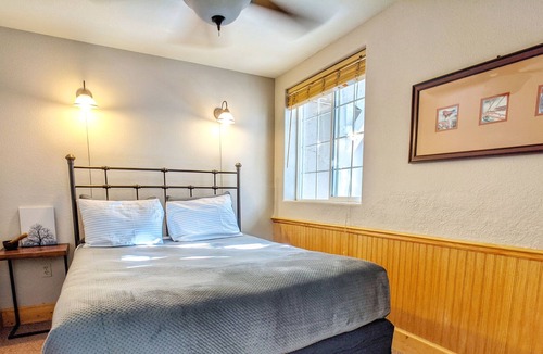 Downieville Apartment | River Front Suite Located in Historic Downieville
