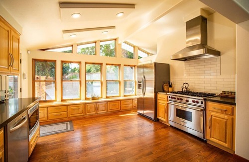 Cascade House | River holiday Home & Cottage