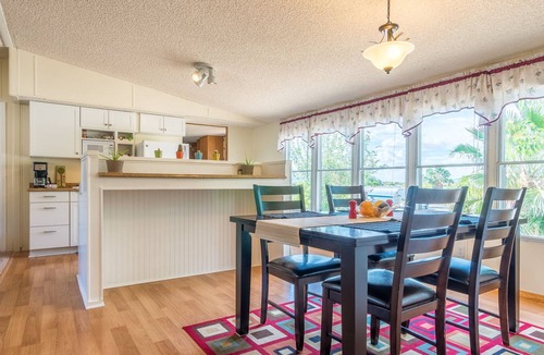 Ehrenberg House | River Resort Three Bedroom Home With Deck Sleeps 8