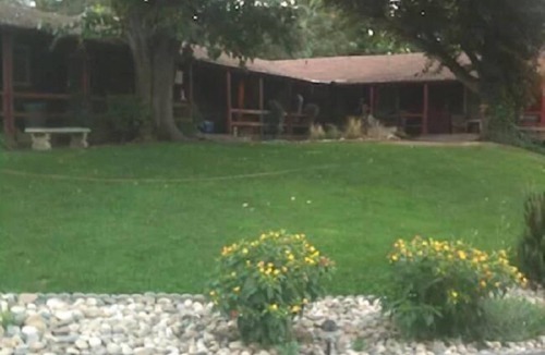 Kernville Hotel | Riverview Lodge