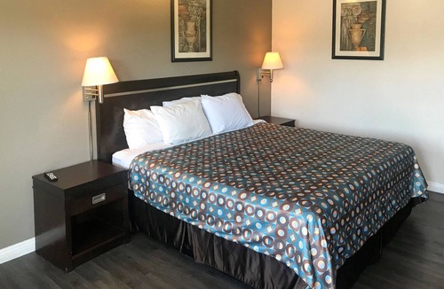 Guasti Hotel | Rodeway Inn Ontario Airport Mills
