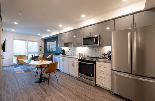 Walnut Creek Apartment | Rooftop Hot Tub, Walk All of Walnut Creek