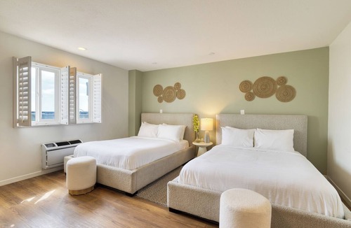 Laguna Beach Hotel | Rooftop Ocean Views, Pool + Hot Tub | Walk to Beach, Prime Laguna Beach Location